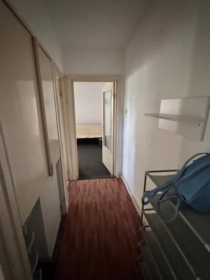 Apartament de vânzare - 1