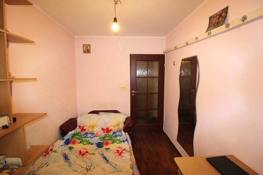 Apartament cu 3 camere, decomandate in Micro 16 - 6