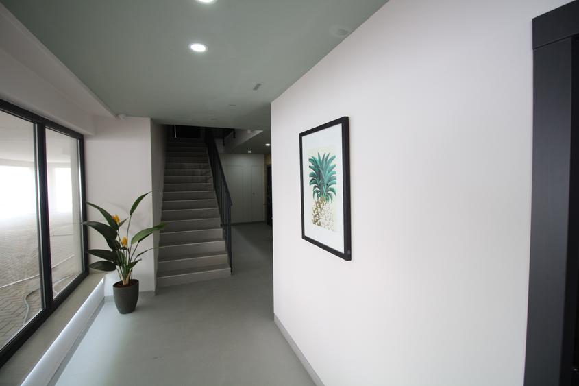 Bucurestii Noi,clădire Boutique nemobilat,bucataria utilată 550 euro plus TVA - 15