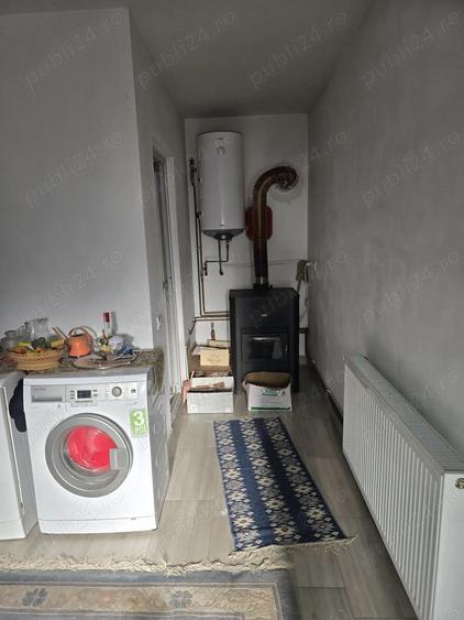 Casa 3 camere in sat Dragoesti comuna Racovita amenajata mobilata utilata pozitie excelenta - 10