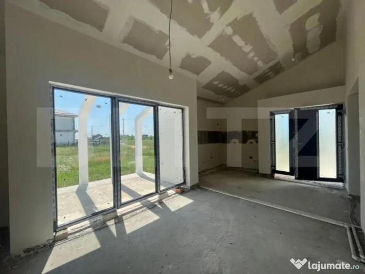 Casa pe parter cu un design deosebit, zona nordica / Simnicu - 12