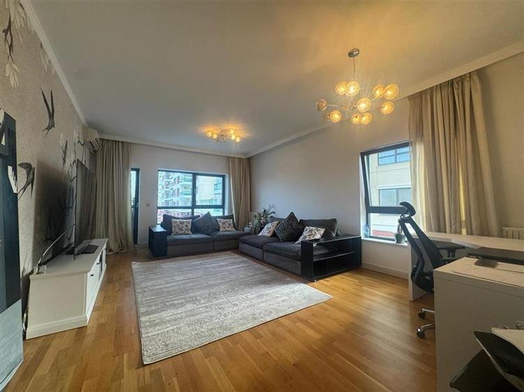 3 CAMERE EMERALD RESIDENCE // LAKEVIEW// 97 MP - 8