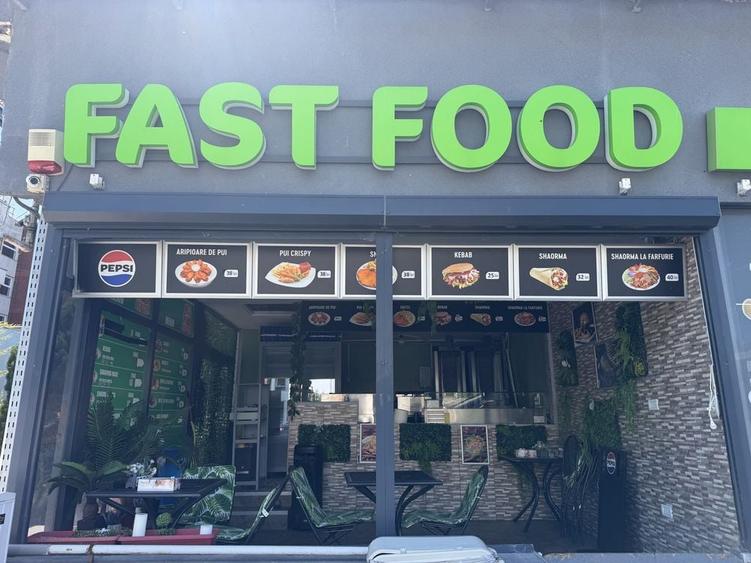 Spațiu comercial, de 50 mp, în Central