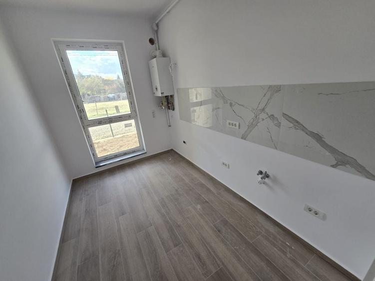 Etaj intermediar. Decomandat. Bucatarie inchisa. - 6