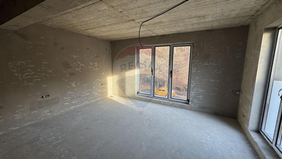 Casa noua de vanzare in zona Parcul Mare (Regina Maria)-semifinisata - 20