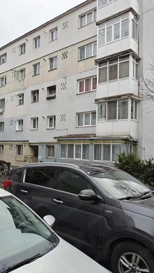 Aparmament cu 3 camere de inchiriat in Campina - 8