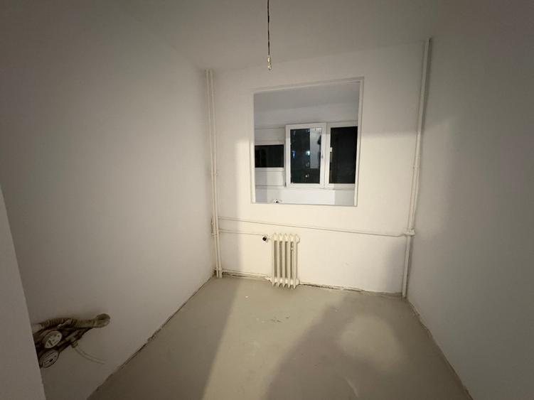 Bloc iulie 1977 - 2 camere - Titan - 3