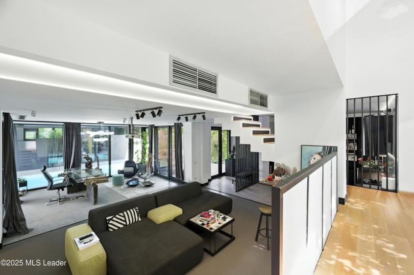 Vila Flight House | Buftea | 344 mp totali - 4