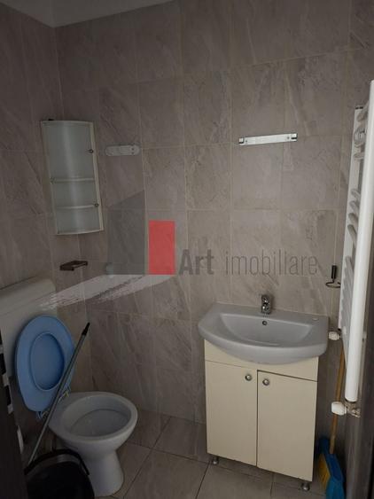 Apartament cu 3 camere de vanzare-Metalurgiei-Aparatorii Patriei-cu centrala - 5