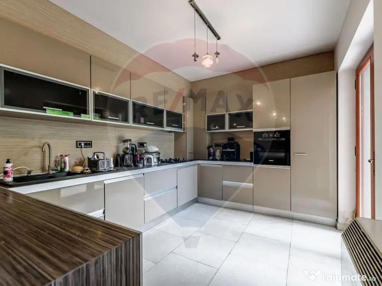 Proprietate speciala 1022 mp utili de vanzare pe Malul Mu... - 3