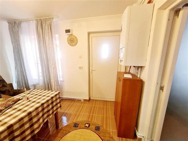 Corp de casa, proprietate tip studio, gata de mutat, Central, Brasov - 6