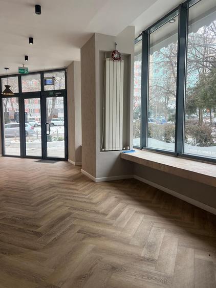 spatiu comercial  parter, Bd Tomis, 66 mp, centrala gaz, vitrina - 2