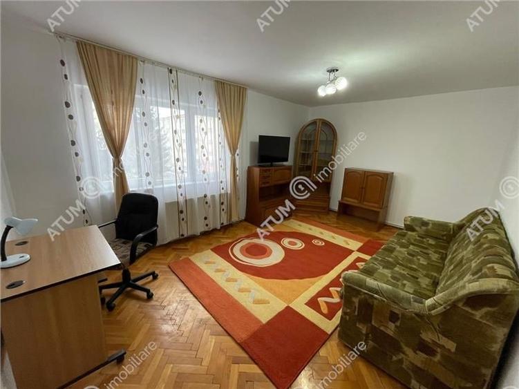 Apartament cu 2 camere decomandate balcon in zona Strand Sibiu - 1