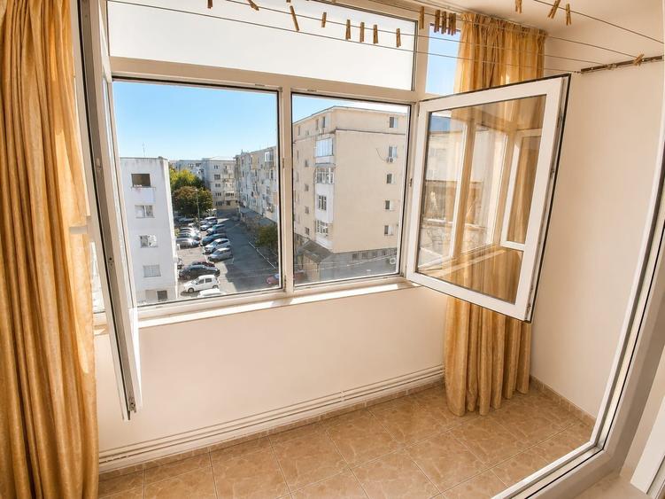 Apartament de vanzare - 3