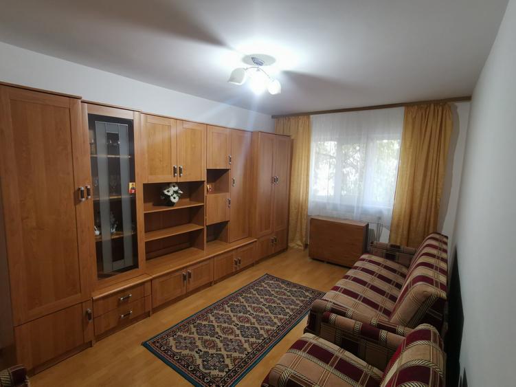 Apartament 2 camere zona Uvertura Mall etaj 1 - 2