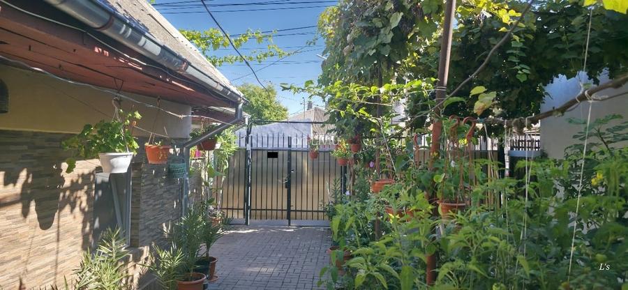 Casa de vanzare - Cartierul Viile noi, Strada Soseaua din Vii, Constanta