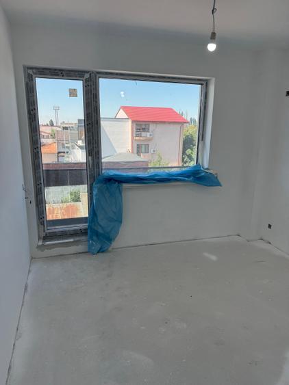 Apartament două camere decomandat et1/ nou 2025/ metrou 1Mai - 7