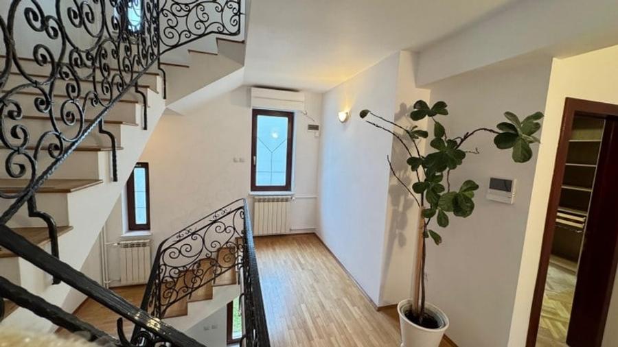 Închiriere Vila Eleganta Vecinătatea Pieței Floreasca - Modernitate și Confort - 8