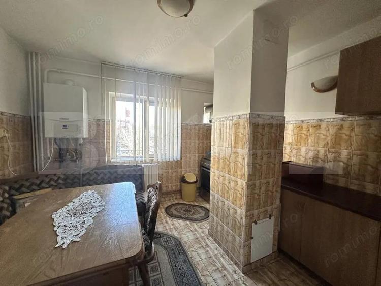 Apartament 3 camere, decomandat, etaj 2, zona Liceul Tudor Arghezi - 5