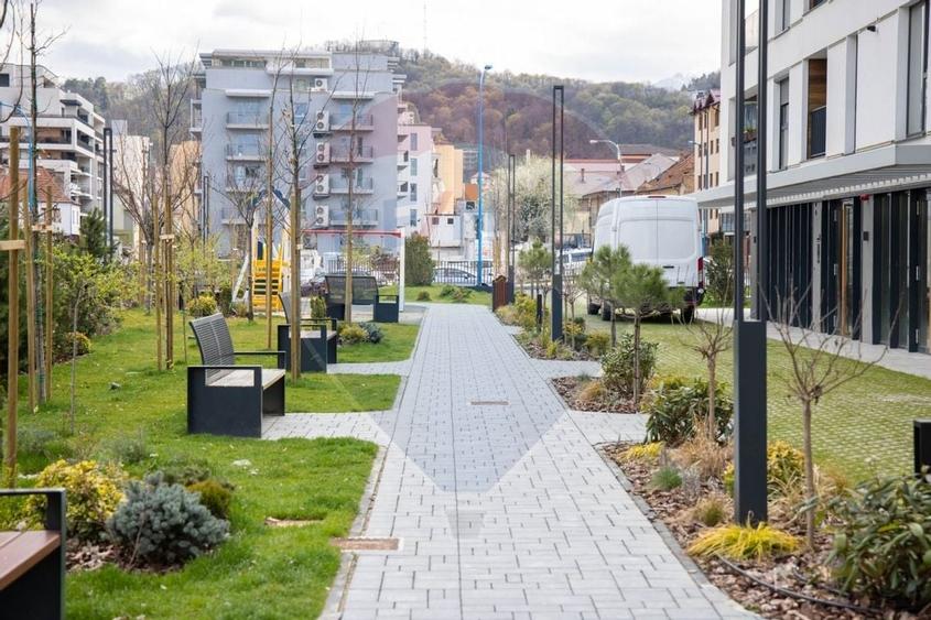 Spatiu comercial de inchiriat, cu terasa, in zona Ultracentral! - 18