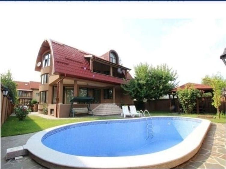 Reședință de Lux  Iancu Nicolae – 600 mp, Piscină și Grădină Matură lângă padure - 1