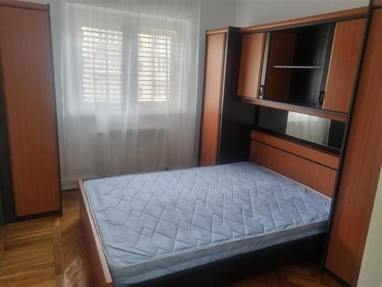 Apartament cu trei camere B-dul Unirii - 6