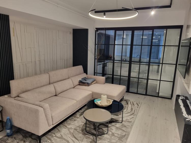 Apartament 3 camere Central Address Residence cu loc de parcare inclus - 1