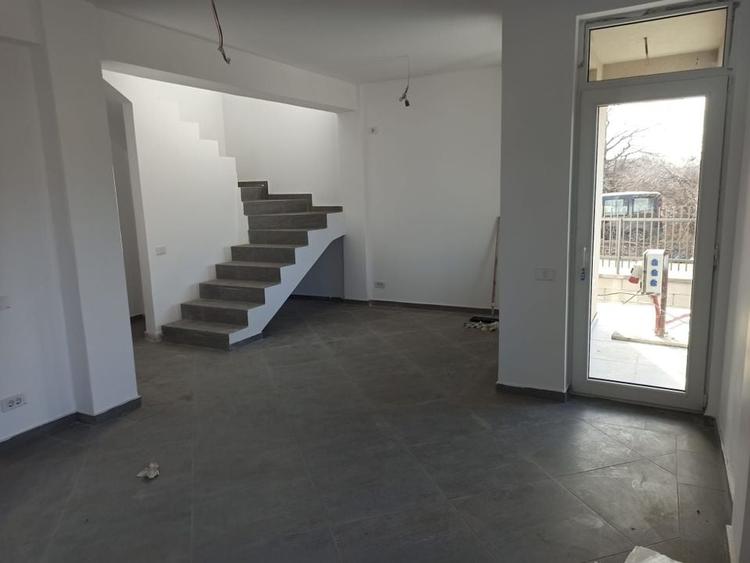 vila gata in duplex/5cam+2bai+150mp curte libera/comBerceni -Ilfov - 36