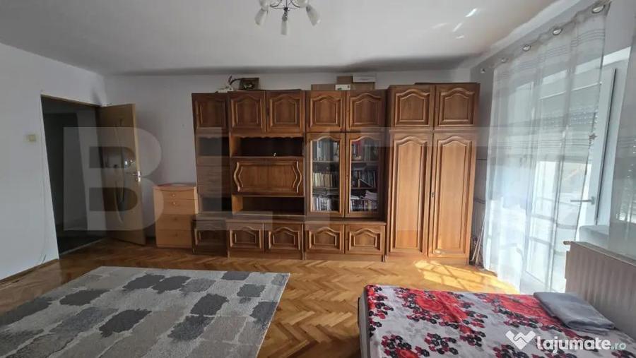 Apartament de inchiriat, cu 2 camere, 58 mp, zona Micro 17 - 11
