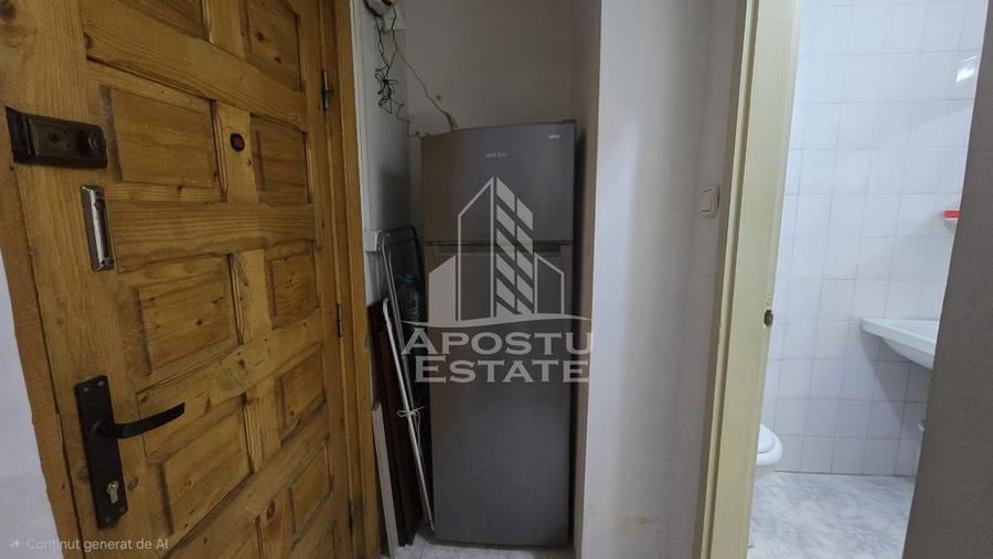 Garsoniera cu bucatarie separata, zona Badea Cartan - 3