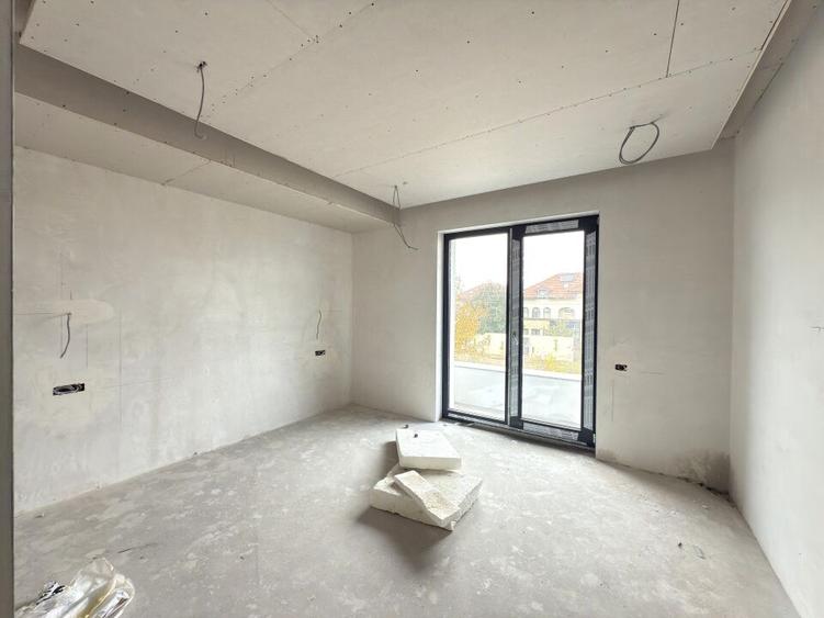 Vila P+1 cu 4 camere | Tunari | Zona Centrala - 8