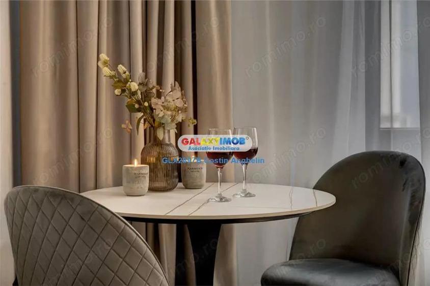 L-Heritage Collection: City View (Regim Hotelier) - Romana - 8