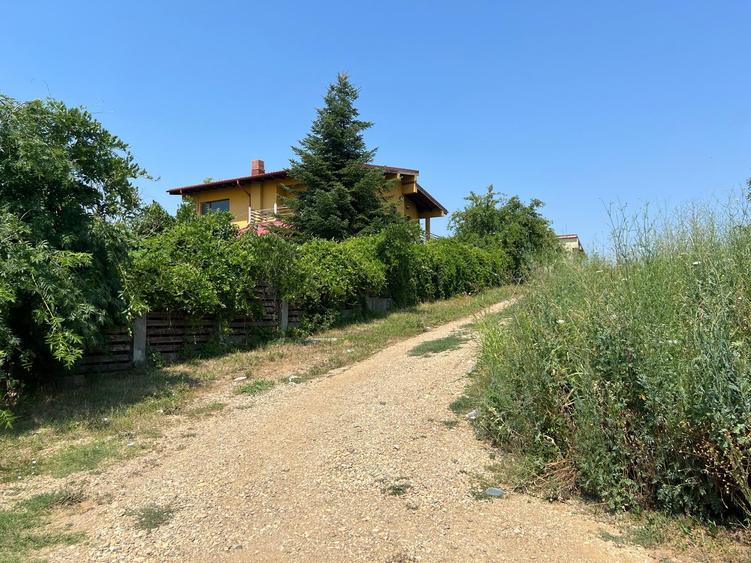 Ciolpani -Ilfov - teren 4000 mp - 2