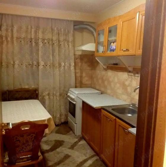 Apartament cu 2 camere , decomandat sitiat in zona centrala - 4