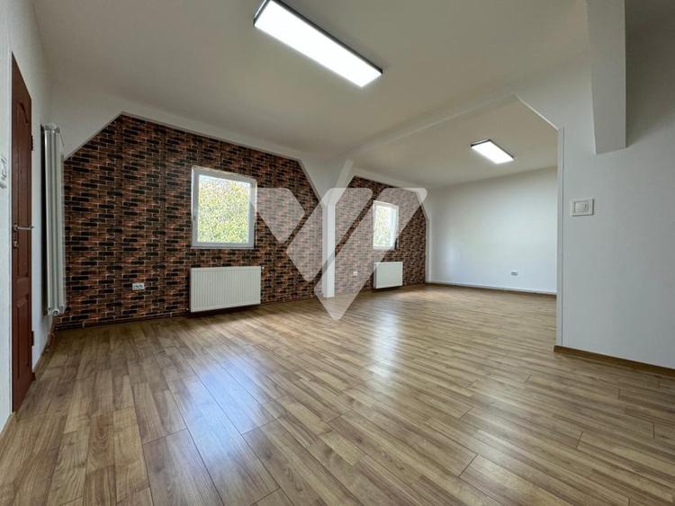 Spatiu comercial 63 mp 2 camere +baie terasa si parcare Selimbar Sibiu - 1