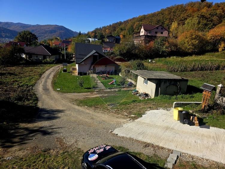 Casă / Vilă cu 5 camere de vânzare - 43