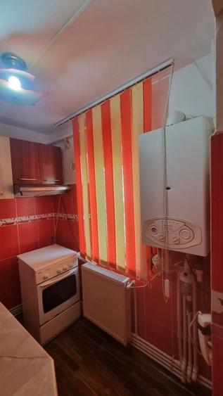 Inchiriez garsoniera - 5