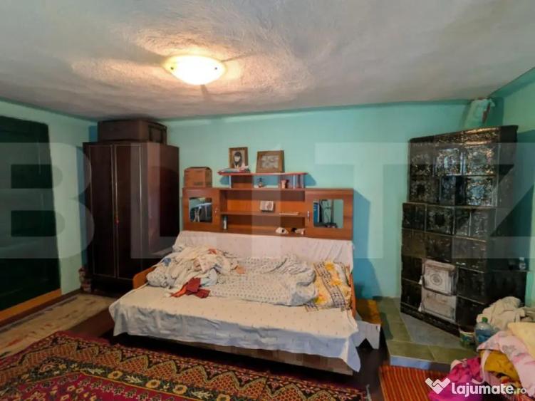 Gheboieni proprietate de renovat 1100 mp, lini?te ?i i - 11