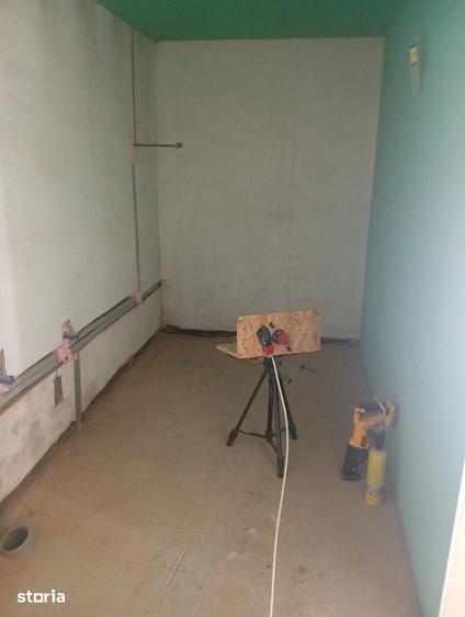 Casă cu 3 camere cu Teren 3427 Mp în Bălești