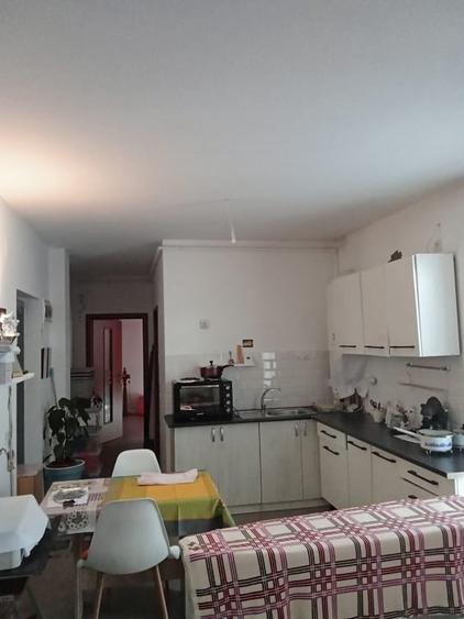 Apartament cu 2 camere, 38 mp, balcon, zona Razoare - 6