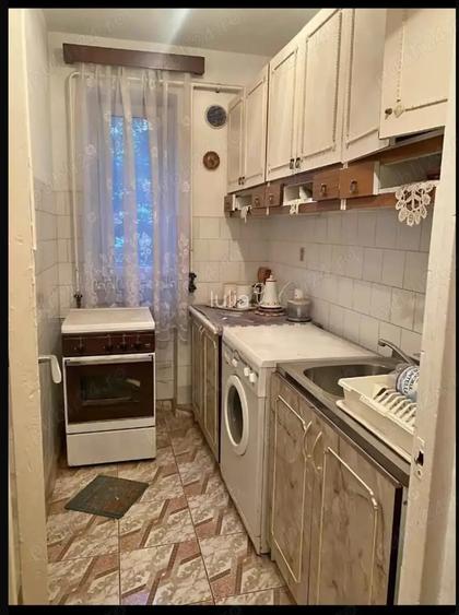 Apartament 2 camere DE VANZARE Apartament 2 camere DE VANZARE