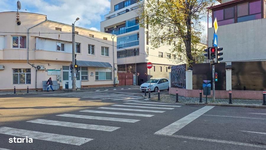 Constructie Ruina 42 mp pe strada Orzari colt Agricultori teren 90mp - 2
