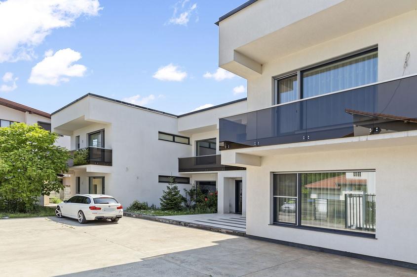 Vanzare Vila Individuala 2000 mp teren - 2