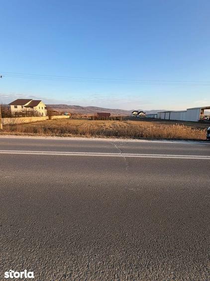 Vand Teren Intravilan , Intersesctia BUHOCI - TRAIAN - 10