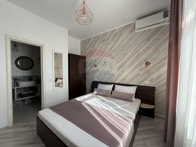 Casa / Pensiune cu 12 camere de vanzare in zona Eforie Sud Constanta - 14