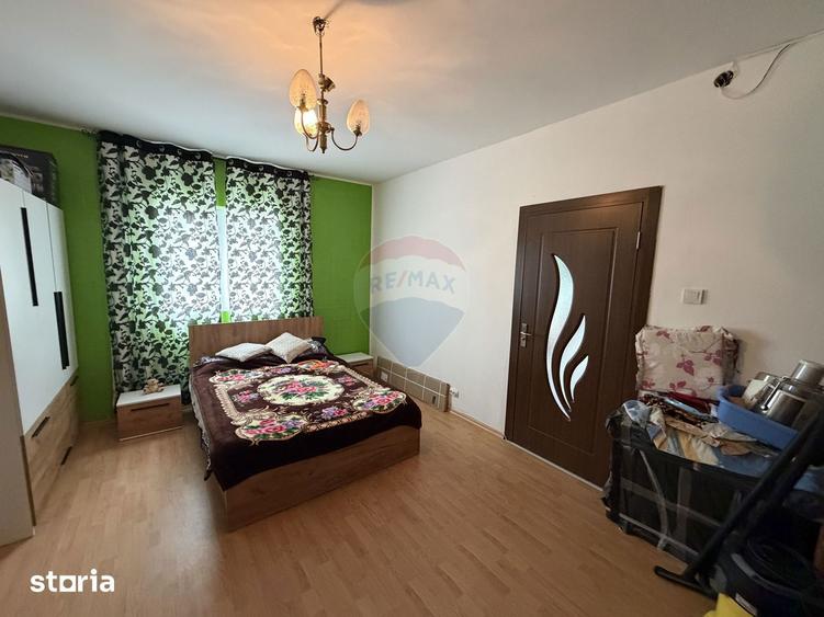 Casa renovata cu teren 5000 mp Popesti - 6