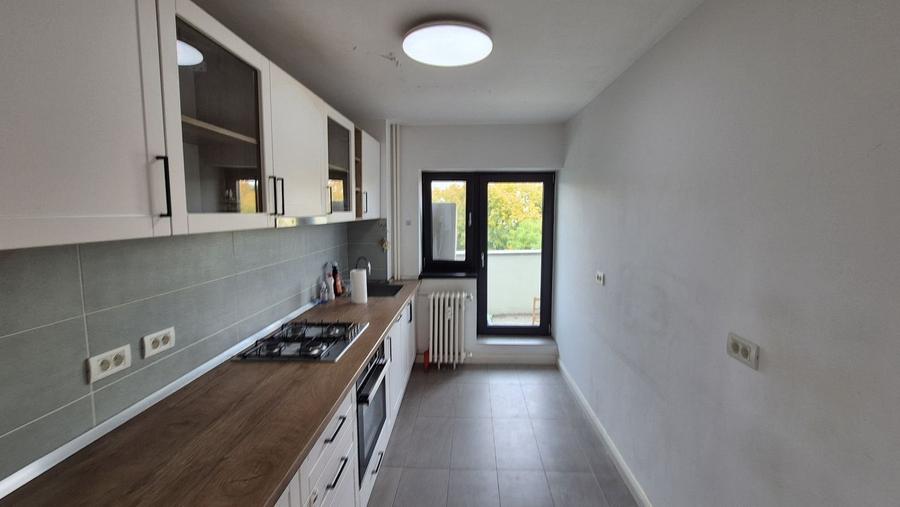 Apartament cu 3 camere 90,11 mp, bloc 1996 - Unirii - 5