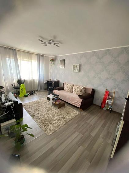 Vand apartament cu 2 camere - 1