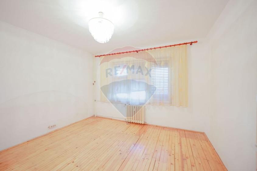 Apartament cu 3 camere de vânzare în zona Calea Aradului - 3