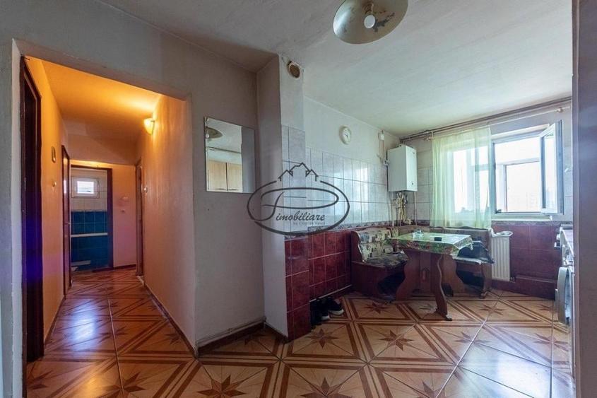 Apartament cu 3 camere, mobilat în Berceni